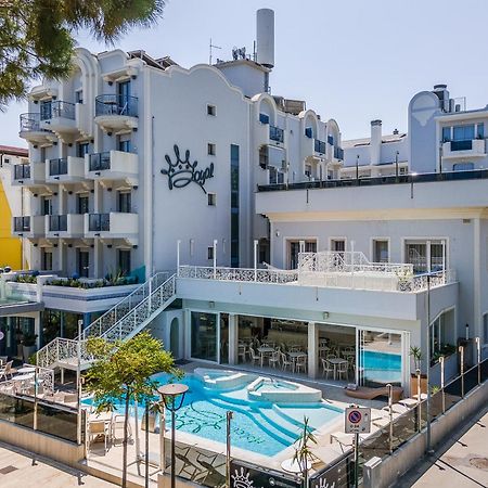 Royal Boutique Hotel 里乔内 外观 照片