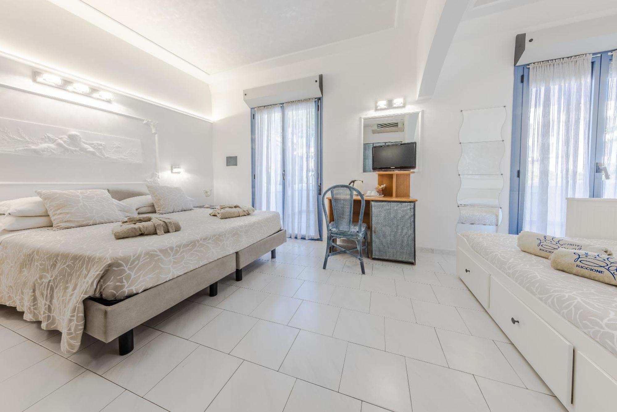 Royal Boutique Hotel 里乔内 外观 照片
