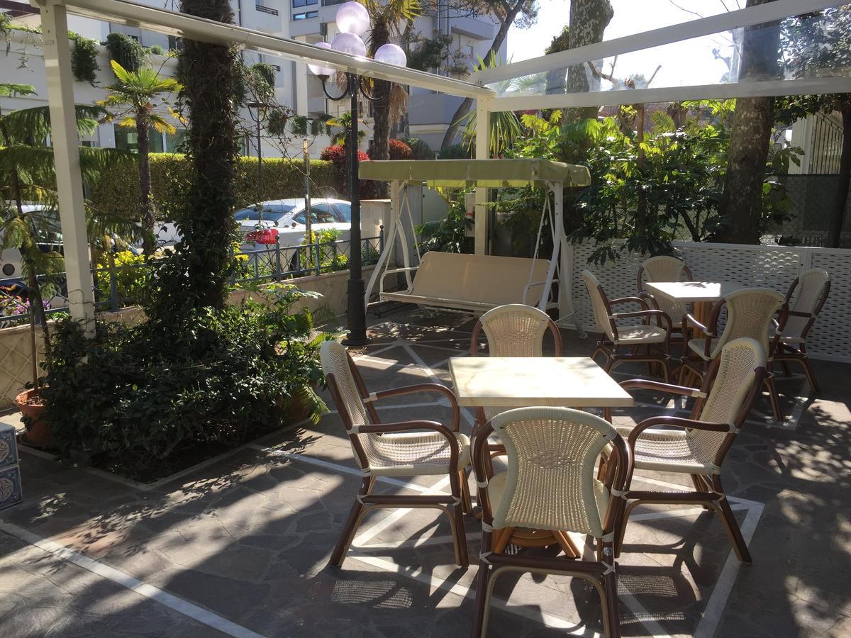 Royal Boutique Hotel 里乔内 外观 照片